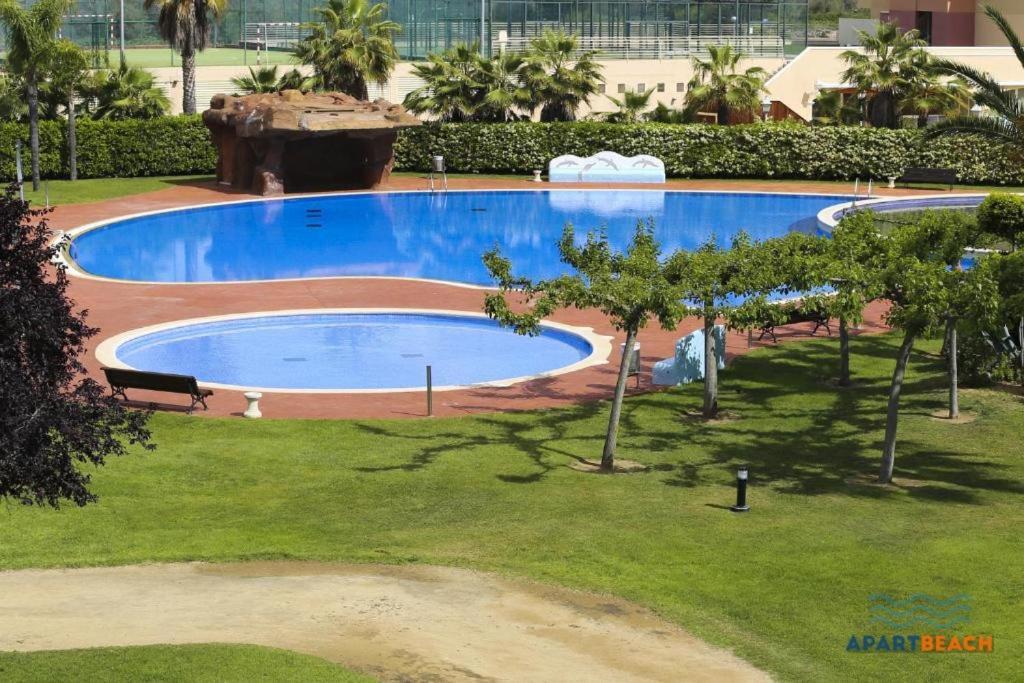 Apartbeach Los Juncos Residencial Piscinas Y Petanca La Pineda Exterior photo